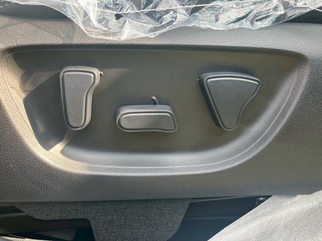 ヤリスクロス ハイブリッドZ インテリジェントキー ブルートゥース クリソナ 衝突安全ボディ レーンアシスト USB オートマチックハイビーム LEDライト リアカメラ SDナビ ナビ クルーズコントロール 横滑り防止システム(19枚目)