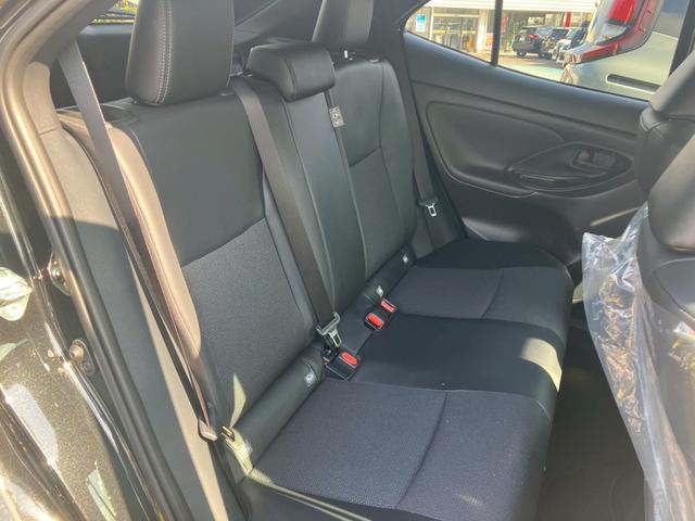 ヤリスクロス ハイブリッドZ インテリジェントキー ブルートゥース クリソナ 衝突安全ボディ レーンアシスト USB オートマチックハイビーム LEDライト リアカメラ SDナビ ナビ クルーズコントロール 横滑り防止システム(29枚目)