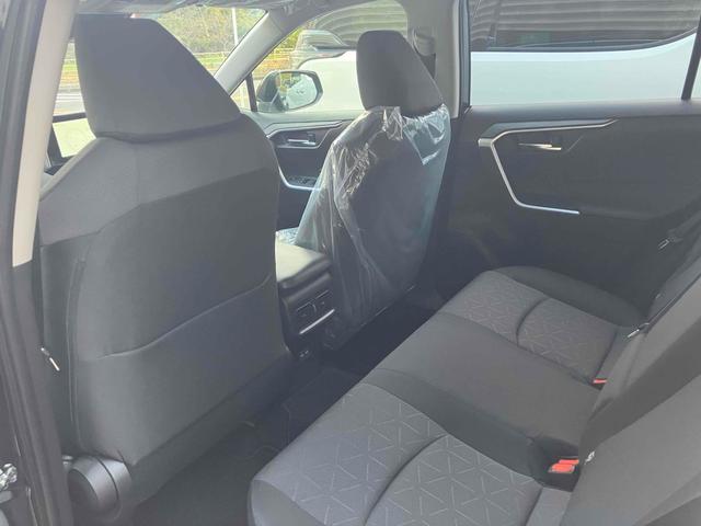 RAV4 X 4WD バックカメラ クリアランスソナー オートクルーズコントロール レーンアシスト 衝突被害軽減システム オートマチックハイビーム オートライト LEDヘッドランプ アルミホイール スマートキー(41枚目)