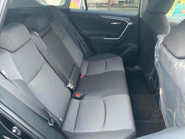 RAV4 X 4WD バックカメラ クリアランスソナー オートクルーズコントロール レーンアシスト 衝突被害軽減システム オートマチックハイビーム オートライト LEDヘッドランプ アルミホイール スマートキー(44枚目)