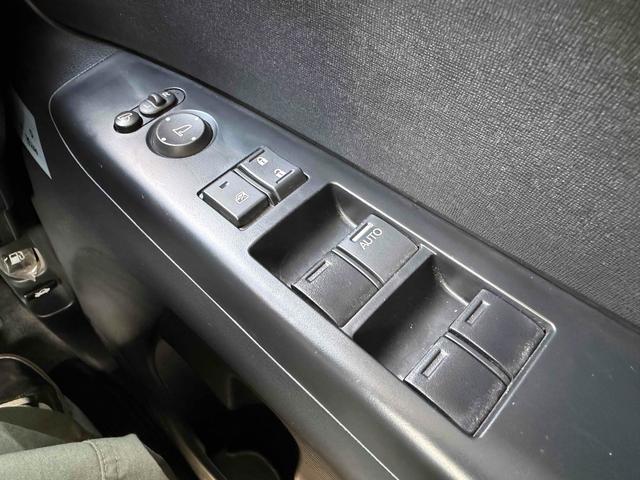 Ｎ－ＢＯＸ Ｇ　ＳＳパッケージ　ドライブレコーダー　ＥＴＣ　バックカメラ　両側電動スライドドア　ナビ　ＴＶ　ＨＩＤ　スマートキー　アイドリングストップ　電動格納ミラー　シートヒーター　ベンチシート　ＣＶＴ　盗難防止システム　ＡＢＳ（15枚目）