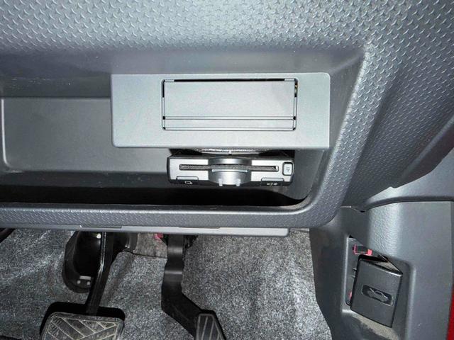 ハスラー ＪスタイルＩＩ　ＥＴＣ　全周囲カメラ　ナビ　ＴＶ　レーンアシスト　衝突被害軽減システム　ＨＩＤ　スマートキー　アイドリングストップ　電動格納ミラー　シートヒーター　ベンチシート　ＣＶＴ　盗難防止システム　ＡＢＳ（9枚目）