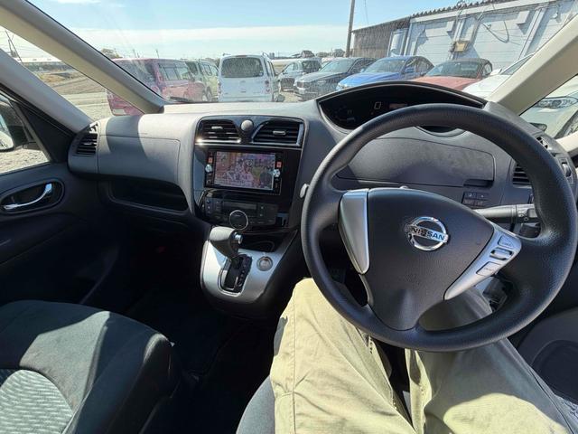 セレナ 20X S-ハイブリッドアドバンスドセーフティパック ETC 全周囲カメラ ナビ クリアランスソナー オートクルーズコントロール レーンアシスト 衝突被害軽減システム 両側電動スライドドア スマートキー アイドリングストップ 電動格納ミラー 3列シート(2枚目)