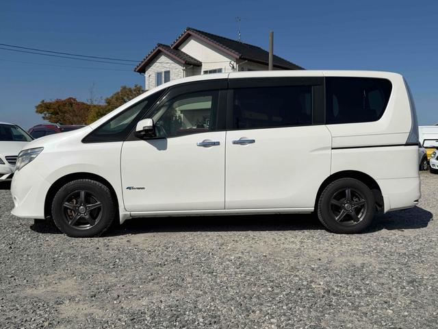 セレナ 20X S-ハイブリッドアドバンスドセーフティパック ETC 全周囲カメラ ナビ クリアランスソナー オートクルーズコントロール レーンアシスト 衝突被害軽減システム 両側電動スライドドア スマートキー アイドリングストップ 電動格納ミラー 3列シート(16枚目)