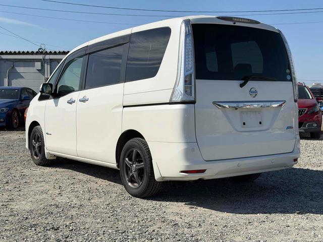 セレナ 20X S-ハイブリッドアドバンスドセーフティパック ETC 全周囲カメラ ナビ クリアランスソナー オートクルーズコントロール レーンアシスト 衝突被害軽減システム 両側電動スライドドア スマートキー アイドリングストップ 電動格納ミラー 3列シート(18枚目)