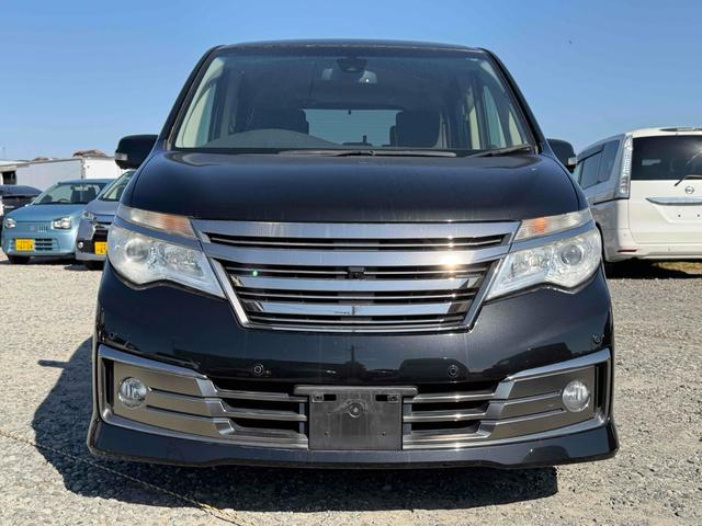 セレナ ライダーブラックラインＳ－ＨＶアドバンスドセーフティ　ＥＴＣ　ナビ　オートクルーズコントロール　レーンアシスト　衝突被害軽減システム　両側電動スライドドア　ＬＥＤヘッドランプ　スマートキー　アイドリングストップ　電動格納ミラー　３列シート　ＣＶＴ（17枚目）