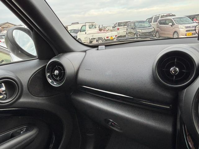 MINI クーパーSD クロスオーバー ブラックナイト レザ-シ-トETCフォグランプ(19枚目)