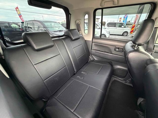 ムーヴコンテ カスタム　Ｘ　ＶＳ　ＥＴＣ　バックカメラ　ナビ　ＨＩＤ　スマートキー　アイドリングストップ　電動格納ミラー　ベンチシート　ＣＶＴ　盗難防止システム　ＡＢＳ　アルミホイール　衝突安全ボディ　エアコン　パワーステアリング（9枚目）