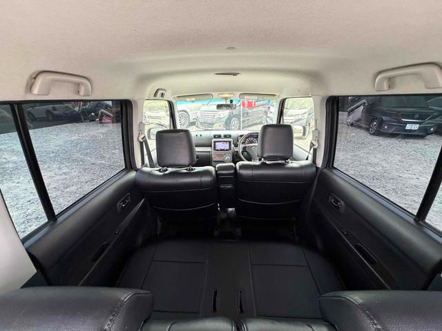 ムーヴコンテ カスタム　Ｘ　ＶＳ　ＥＴＣ　バックカメラ　ナビ　ＨＩＤ　スマートキー　アイドリングストップ　電動格納ミラー　ベンチシート　ＣＶＴ　盗難防止システム　ＡＢＳ　アルミホイール　衝突安全ボディ　エアコン　パワーステアリング（10枚目）