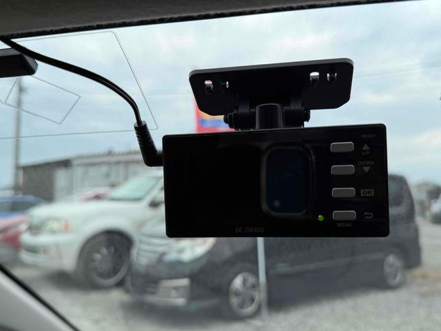 シフトレバー。ぜひ一度お客様の目で確認してください。