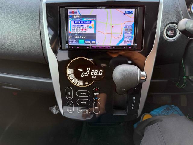 ｅＫカスタム Ｔ　ＥＴＣ　バックカメラ　ナビ　ＴＶ　ＨＩＤ　スマートキー　電動格納ミラー　ベンチシート　ＣＶＴ　盗難防止システム　ＡＢＳ　アルミホイール　衝突安全ボディ　エアコン　パワーステアリング　パワーウィンドウ（3枚目）