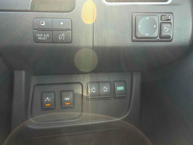 セレナ ハイウェイスター Vセレクション+セーフティII 4WD ドライブレコーダー ETC 全周囲カメラ ナビ TV クリアランスソナー オートクルーズコントロール レーンアシスト 衝突被害軽減システム 両側電動スライドドア LEDヘッドランプ(9枚目)