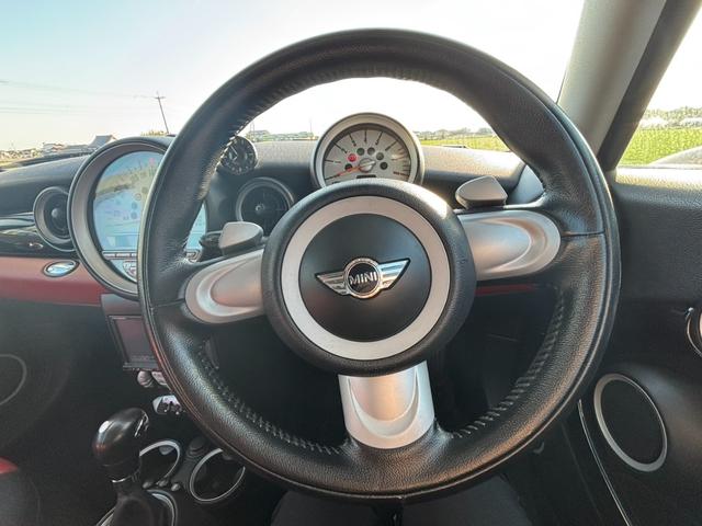 ＭＩＮＩ クーパーＳ　フルセグＴＶ　Ｂｌｕｅｔｏｏｔｈ　パドルシフト　ＨＩＤライト（4枚目）