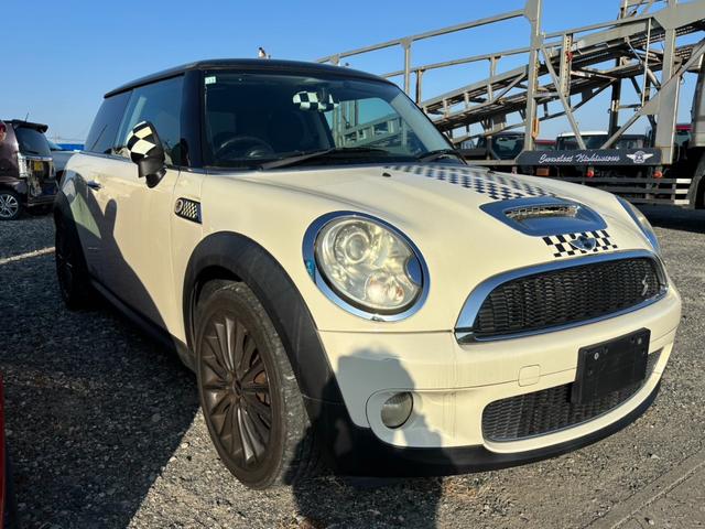 ＭＩＮＩ クーパーＳ　フルセグＴＶ　Ｂｌｕｅｔｏｏｔｈ　パドルシフト　ＨＩＤライト（13枚目）