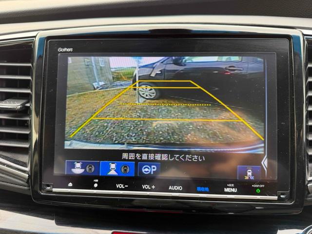 オデッセイハイブリッド ハイブリッドアブソルート・ＥＸホンダセンシング　ハイブリッド　ドライブレコーダー　全周囲カメラ　ナビ　ＴＶ　両側電動スライドドア　クリアランスソナー　オートクルーズコントロール　レーンアシスト　パークアシスト　衝突被害軽減システム　オートライト（6枚目）