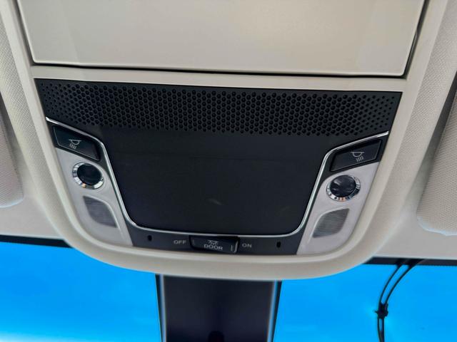 オデッセイハイブリッド ハイブリッドアブソルート・ＥＸホンダセンシング　ハイブリッド　ドライブレコーダー　全周囲カメラ　ナビ　ＴＶ　両側電動スライドドア　クリアランスソナー　オートクルーズコントロール　レーンアシスト　パークアシスト　衝突被害軽減システム　オートライト（14枚目）