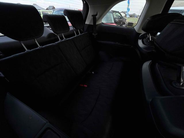 オデッセイハイブリッド ハイブリッドアブソルート・ＥＸホンダセンシング　ハイブリッド　ドライブレコーダー　全周囲カメラ　ナビ　ＴＶ　両側電動スライドドア　クリアランスソナー　オートクルーズコントロール　レーンアシスト　パークアシスト　衝突被害軽減システム　オートライト（21枚目）