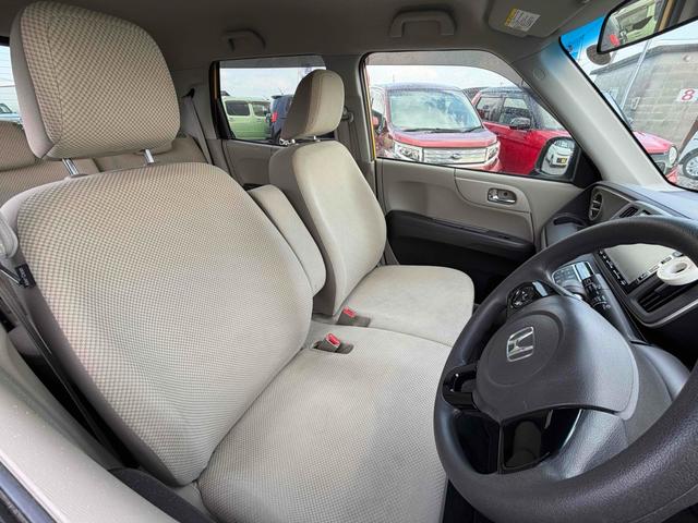 Ｎ－ＯＮＥ Ｇ・Ｌパッケージ　バックカメラ　ナビ　ＴＶ　オートライト　ＨＩＤ　スマートキー　アイドリングストップ　電動格納ミラー　ベンチシート　ＣＶＴ　盗難防止システム　ＡＢＳ　ＥＳＣ　衝突安全ボディ　エアコン　パワーステアリング（9枚目）