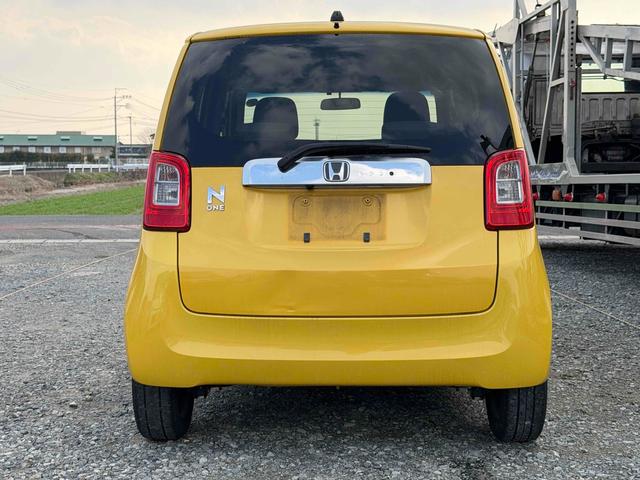 Ｎ－ＯＮＥ Ｇ・Ｌパッケージ　バックカメラ　ナビ　ＴＶ　オートライト　ＨＩＤ　スマートキー　アイドリングストップ　電動格納ミラー　ベンチシート　ＣＶＴ　盗難防止システム　ＡＢＳ　ＥＳＣ　衝突安全ボディ　エアコン　パワーステアリング（16枚目）