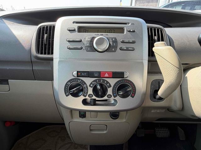 タント Ｘスペシャル　スライドドア　スマートキー　電動格納ミラー　ベンチシート　ＣＶＴ　盗難防止システム　ＡＢＳ　ＣＤ　ミュージックプレイヤー接続可　衝突安全ボディ　エアコン　パワーステアリング　パワーウィンドウ（3枚目）