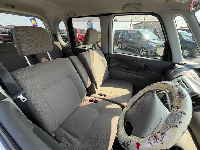 タント Ｘスペシャル　スライドドア　スマートキー　電動格納ミラー　ベンチシート　ＣＶＴ　盗難防止システム　ＡＢＳ　ＣＤ　ミュージックプレイヤー接続可　衝突安全ボディ　エアコン　パワーステアリング　パワーウィンドウ（5枚目）