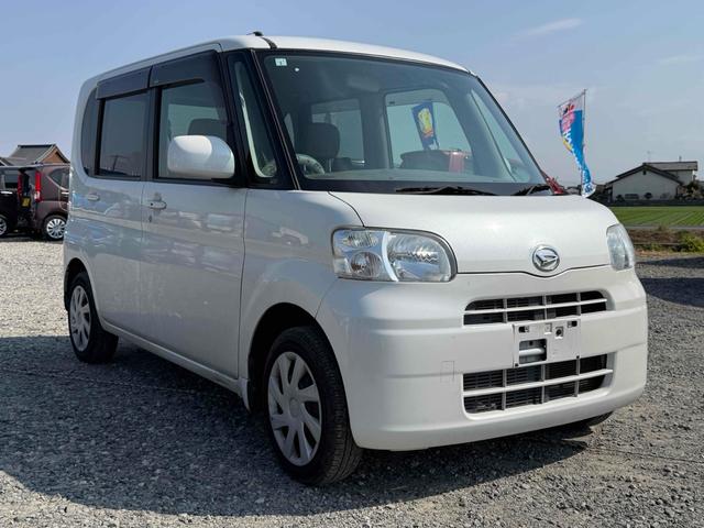 タント Ｘスペシャル　スライドドア　スマートキー　電動格納ミラー　ベンチシート　ＣＶＴ　盗難防止システム　ＡＢＳ　ＣＤ　ミュージックプレイヤー接続可　衝突安全ボディ　エアコン　パワーステアリング　パワーウィンドウ（9枚目）