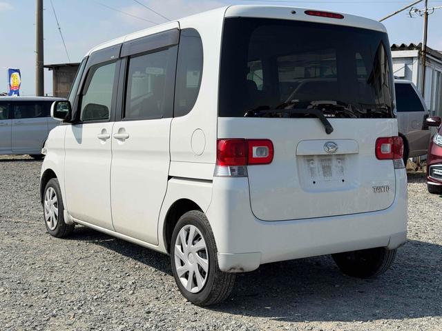 タント Ｘスペシャル　スライドドア　スマートキー　電動格納ミラー　ベンチシート　ＣＶＴ　盗難防止システム　ＡＢＳ　ＣＤ　ミュージックプレイヤー接続可　衝突安全ボディ　エアコン　パワーステアリング　パワーウィンドウ（10枚目）