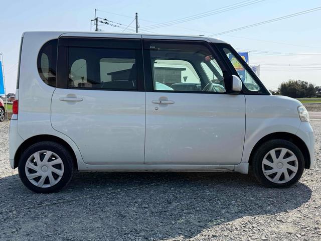 タント Ｘスペシャル　スライドドア　スマートキー　電動格納ミラー　ベンチシート　ＣＶＴ　盗難防止システム　ＡＢＳ　ＣＤ　ミュージックプレイヤー接続可　衝突安全ボディ　エアコン　パワーステアリング　パワーウィンドウ（11枚目）