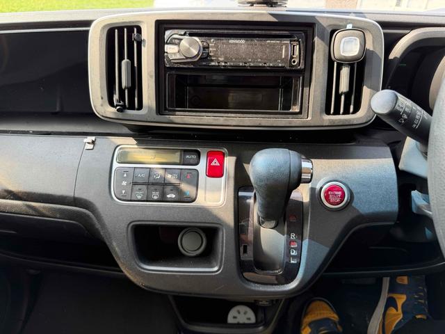 Ｎ－ＯＮＥ Ｇ・Ｌパッケージ　ＥＴＣ　バックカメラ　ＨＩＤ　スマートキー　アイドリングストップ　電動格納ミラー　ベンチシート　ＣＶＴ　盗難防止システム　ＡＢＳ　ＥＳＣ　ＣＤ　ＵＳＢ　衝突安全ボディ　エアコン　パワーステアリング（4枚目）