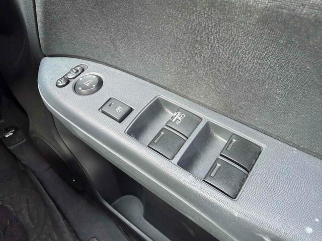 Ｎ－ＯＮＥ Ｇ・Ｌパッケージ　ＥＴＣ　バックカメラ　ＨＩＤ　スマートキー　アイドリングストップ　電動格納ミラー　ベンチシート　ＣＶＴ　盗難防止システム　ＡＢＳ　ＥＳＣ　ＣＤ　ＵＳＢ　衝突安全ボディ　エアコン　パワーステアリング（7枚目）