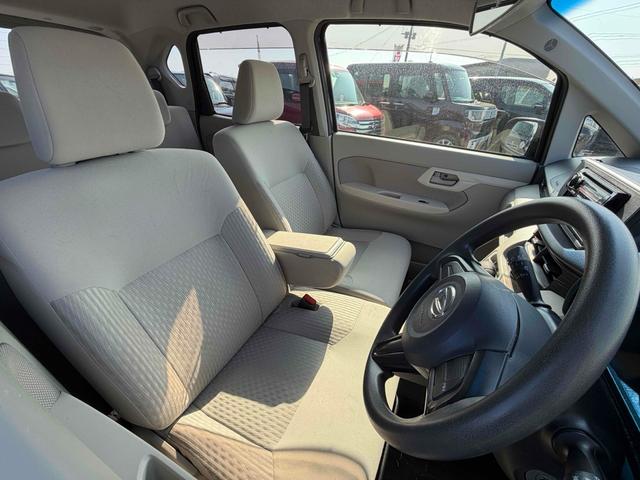 ムーヴ L SAII クリアランスソナー 衝突被害軽減システム キーレスエントリー アイドリングストップ 電動格納ミラー ベンチシート CVT ESC CD エアコン パワーステアリング パワーウィンドウ(6枚目)