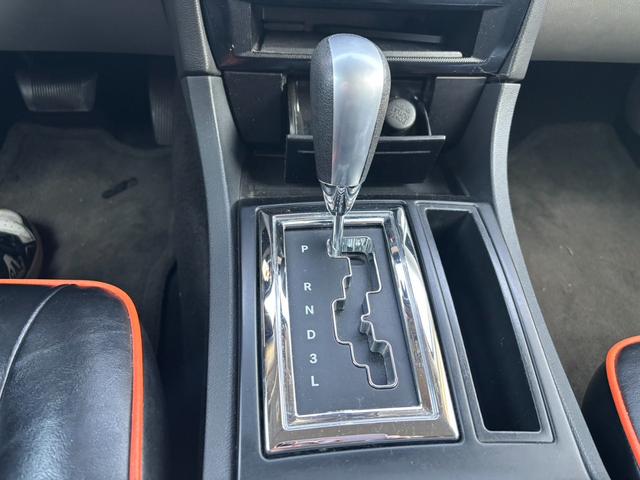 ダッジ・マグナム ＳＥ　社外アルミ２２インチ　キ－レス　ハ－フレザ－シ－ト　社外ヘッドライト（8枚目）