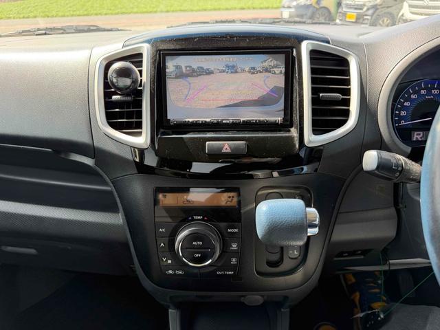 ソリオ Ｓ　ＥＴＣ　バックカメラ　ナビ　オートクルーズコントロール　衝突被害軽減システム　両側電動スライドドア　ＨＩＤ　スマートキー　電動格納ミラー　ウォークスルー　ＣＶＴ　アルミホイール　盗難防止システム（3枚目）