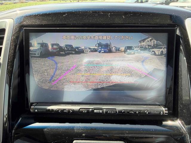 ソリオ Ｓ　ＥＴＣ　バックカメラ　ナビ　オートクルーズコントロール　衝突被害軽減システム　両側電動スライドドア　ＨＩＤ　スマートキー　電動格納ミラー　ウォークスルー　ＣＶＴ　アルミホイール　盗難防止システム（5枚目）