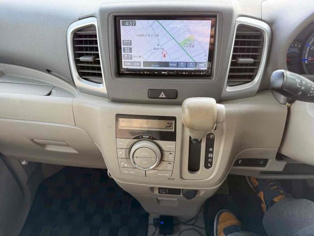 スペーシア Ｘ　両側スライド・片側電動　ナビ　スマートキー　アイドリングストップ　電動格納ミラー　ベンチシート　ＣＶＴ　盗難防止システム　ＡＢＳ　ＵＳＢ　衝突安全ボディ　エアコン　パワーステアリング　パワーウィンドウ（3枚目）