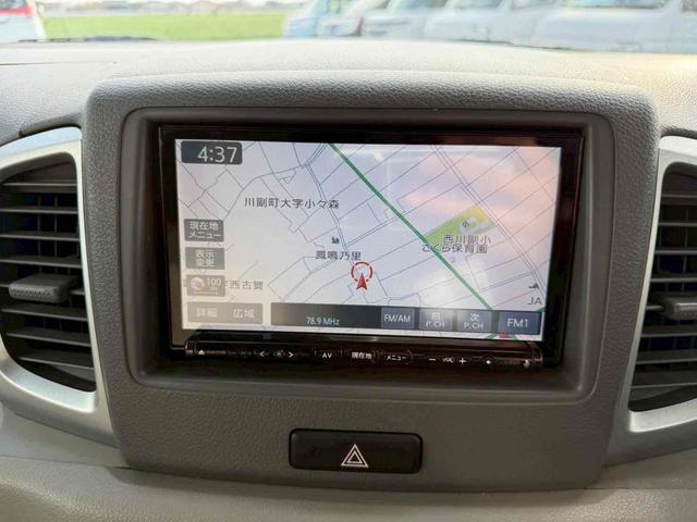 スペーシア Ｘ　両側スライド・片側電動　ナビ　スマートキー　アイドリングストップ　電動格納ミラー　ベンチシート　ＣＶＴ　盗難防止システム　ＡＢＳ　ＵＳＢ　衝突安全ボディ　エアコン　パワーステアリング　パワーウィンドウ（4枚目）