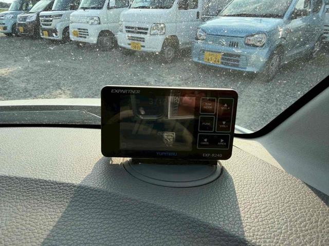 スペーシア Ｘ　両側スライド・片側電動　ナビ　スマートキー　アイドリングストップ　電動格納ミラー　ベンチシート　ＣＶＴ　盗難防止システム　ＡＢＳ　ＵＳＢ　衝突安全ボディ　エアコン　パワーステアリング　パワーウィンドウ（7枚目）