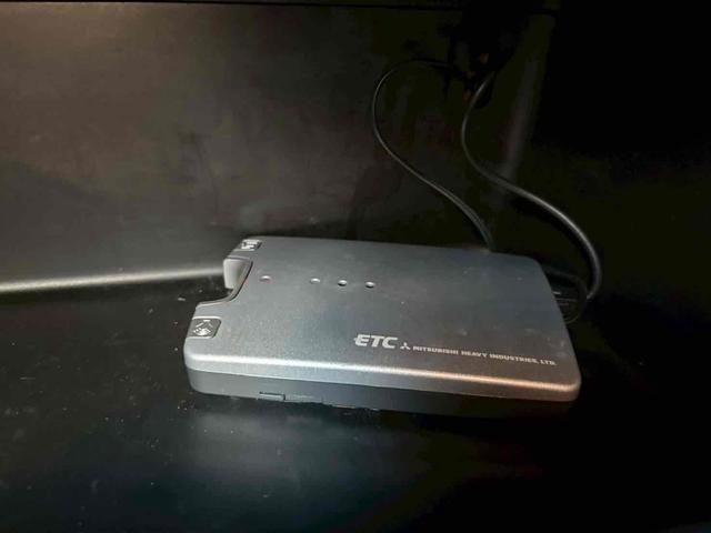 N-ONE プレミアム ETC TV HID スマートキー アイドリングストップ 電動格納ミラー ベンチシート CVT 盗難防止システム ABS ESC CD USB アルミホイール 衝突安全ボディ エアコン(6枚目)