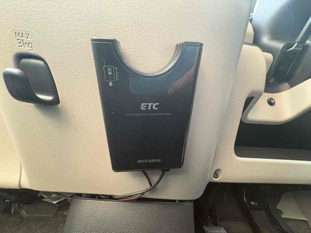 デイズ Ｘ　ＥＴＣ　全周囲カメラ　ナビ　クリアランスソナー　スマートキー　アイドリングストップ　電動格納ミラー　ベンチシート　ＣＶＴ　盗難防止システム　ＡＢＳ　ミュージックプレイヤー接続可　衝突安全ボディ（5枚目）