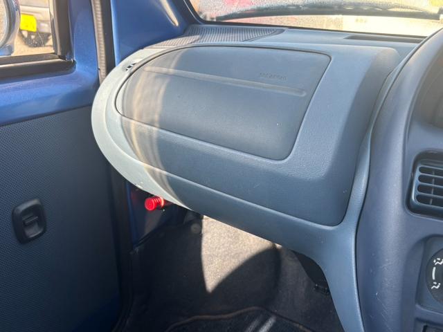 ツイン ガソリンＢ　キーレスエントリー　ＡＣ　パワーウィンド　衝突安全ボディ　ＰＳ（6枚目）