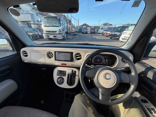 ココアＸ　ＥＴＣ　ナビ　ＴＶ　スマートキー　アイドリングストップ　ベンチシート　ＣＶＴ　盗難防止システム　ＡＢＳ　ＣＤ　Ｂｌｕｅｔｏｏｔｈ　衝突安全ボディ　エアコン　パワーステアリング　パワーウィンドウ（画像2）