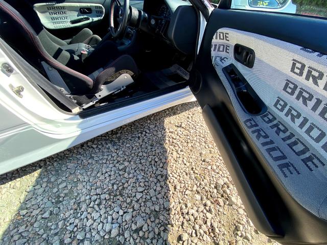 タイプX 5MT/BRIDEセミバケットシート/BRIDEグローブボックス/HPIインタークーラー/BRITZラジエター/BRITZ車高調/SSRエイグルミネルバ18インチ9J10J/D-MAXアーム/(19枚目)