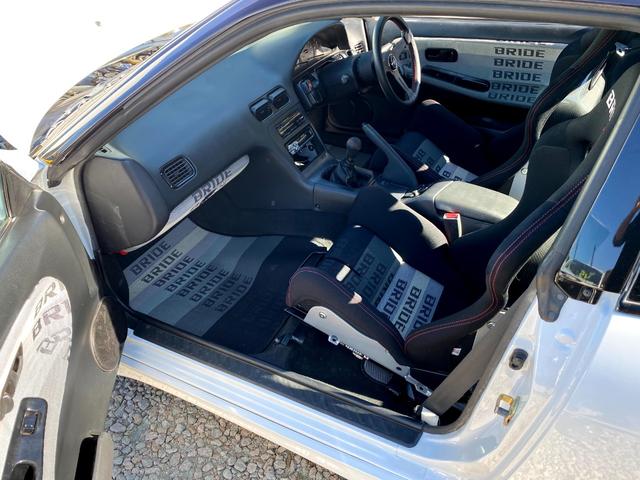 タイプX 5MT/BRIDEセミバケットシート/BRIDEグローブボックス/HPIインタークーラー/BRITZラジエター/BRITZ車高調/SSRエイグルミネルバ18インチ9J10J/D-MAXアーム/(20枚目)