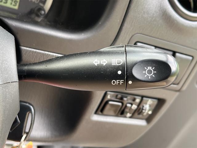 ジムニー ワイルドウインド 4WD ナビ TV キーレスエントリー 電動格納ミラー シートヒーター AT ABS ミュージックプレイヤー接続可 ルーフレール アルミホイール 衝突安全ボディ エアコン(10枚目)