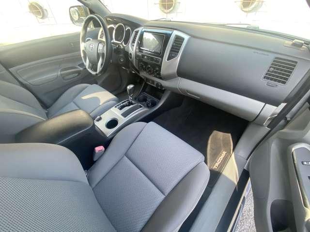 タコマ ダブルキャブ　Ｖ６　４ＷＤ（64枚目）