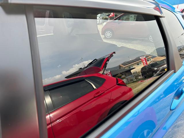 Fパッケージ 1年保証/ハイブリッド車/全面窓ウロコ除去済み/作業記録掲載/アイドリングストップ/ナビTV/DVD再生/CD再生/スマートキー(スペアキー2個)/リペアキット/工具類確認済(35枚目)