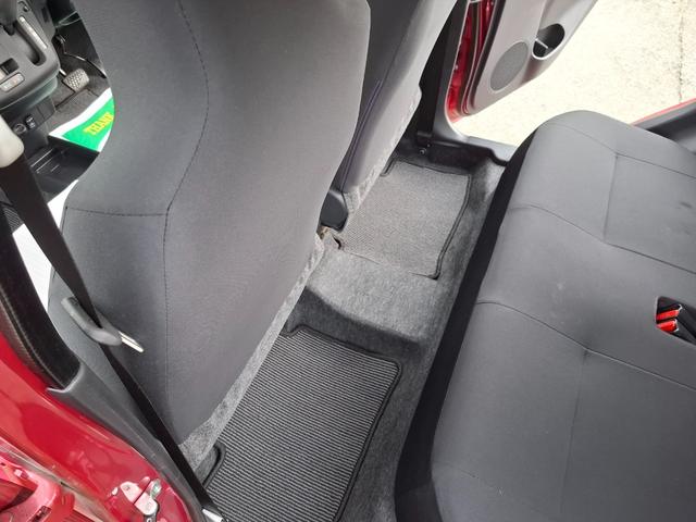 ミライース Ｌ　ＳＡＩＩＩ　クリアランスソナー　衝突被害軽減システム　オートマチックハイビーム　キーレスエントリー　アイドリングストップ　ＣＶＴ　盗難防止システム　ＡＢＳ　ＥＳＣ　ＣＤ　ＵＳＢ　衝突安全ボディ　エアコン（30枚目）