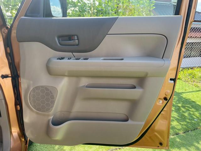 スペーシア Ｇ　ＥＴＣ　両側スライドドア　ナビ　ＴＶ　スマートキー　アイドリングストップ　電動格納ミラー　ベンチシート　ＣＶＴ　盗難防止システム　ＡＢＳ　ＣＤ　ＵＳＢ　Ｂｌｕｅｔｏｏｔｈ　衝突安全ボディ　エアコン（23枚目）