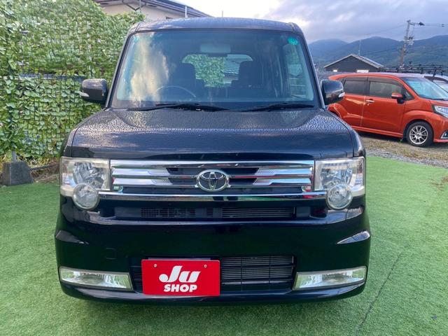 ピクシススペース カスタム　Ｘ　ＨＩＤ　スマートキー　アイドリングストップ　電動格納ミラー　ＣＶＴ　盗難防止システム　ＡＢＳ　ＣＤ　衝突安全ボディ　エアコン　パワーステアリング　パワーウィンドウ（12枚目）