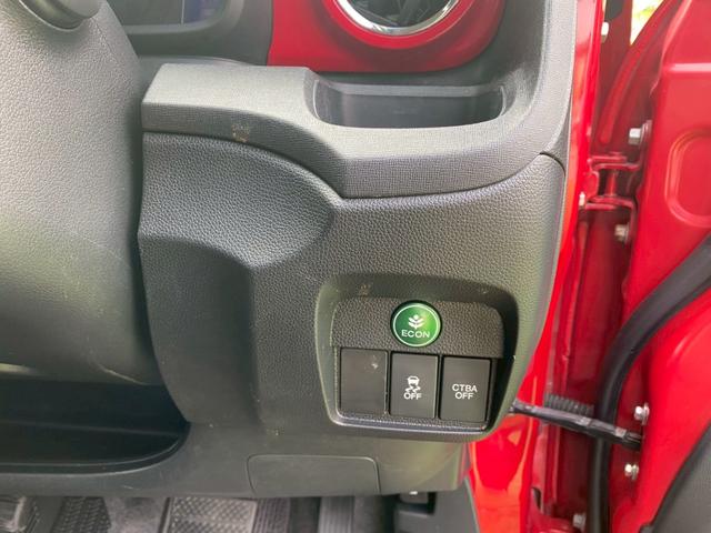 Ｎ－ＯＮＥ Ｇ・Ａパッケージ　バックカメラ　ナビ　衝突被害軽減システム　ＨＩＤ　スマートキー　アイドリングストップ　電動格納ミラー　ベンチシート　ＣＶＴ　盗難防止システム　ＡＢＳ　ＥＳＣ　ＣＤ　ＵＳＢ　ミュージックプレイヤー接続可（8枚目）